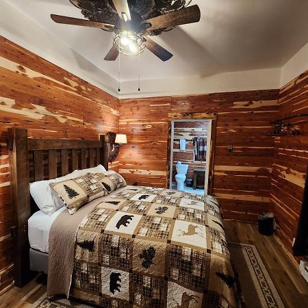 Log Cabin Inn Eureka Springs Kültér fotó