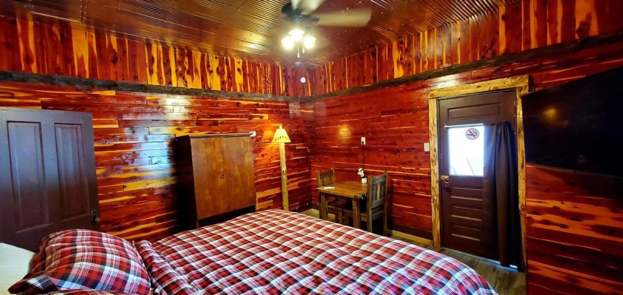 Log Cabin Inn Eureka Springs Kültér fotó
