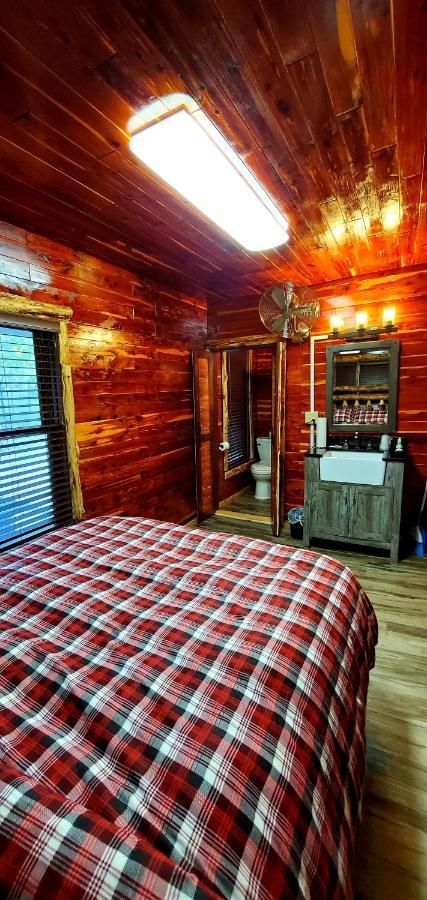 Log Cabin Inn Eureka Springs Kültér fotó