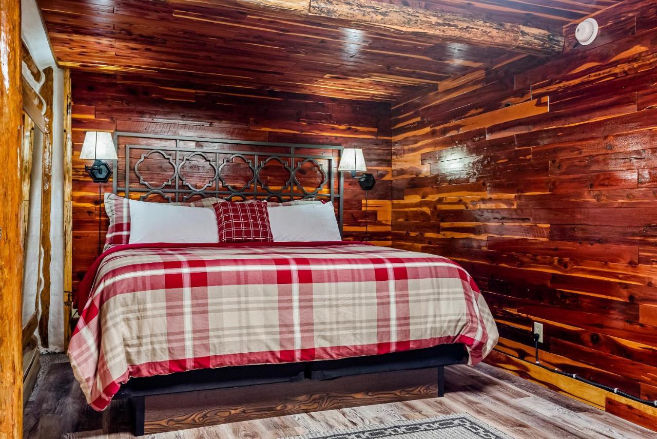 Log Cabin Inn Eureka Springs Kültér fotó