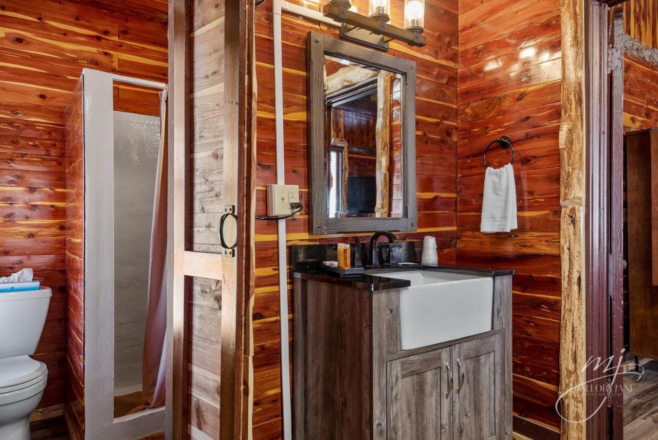 Log Cabin Inn Eureka Springs Kültér fotó