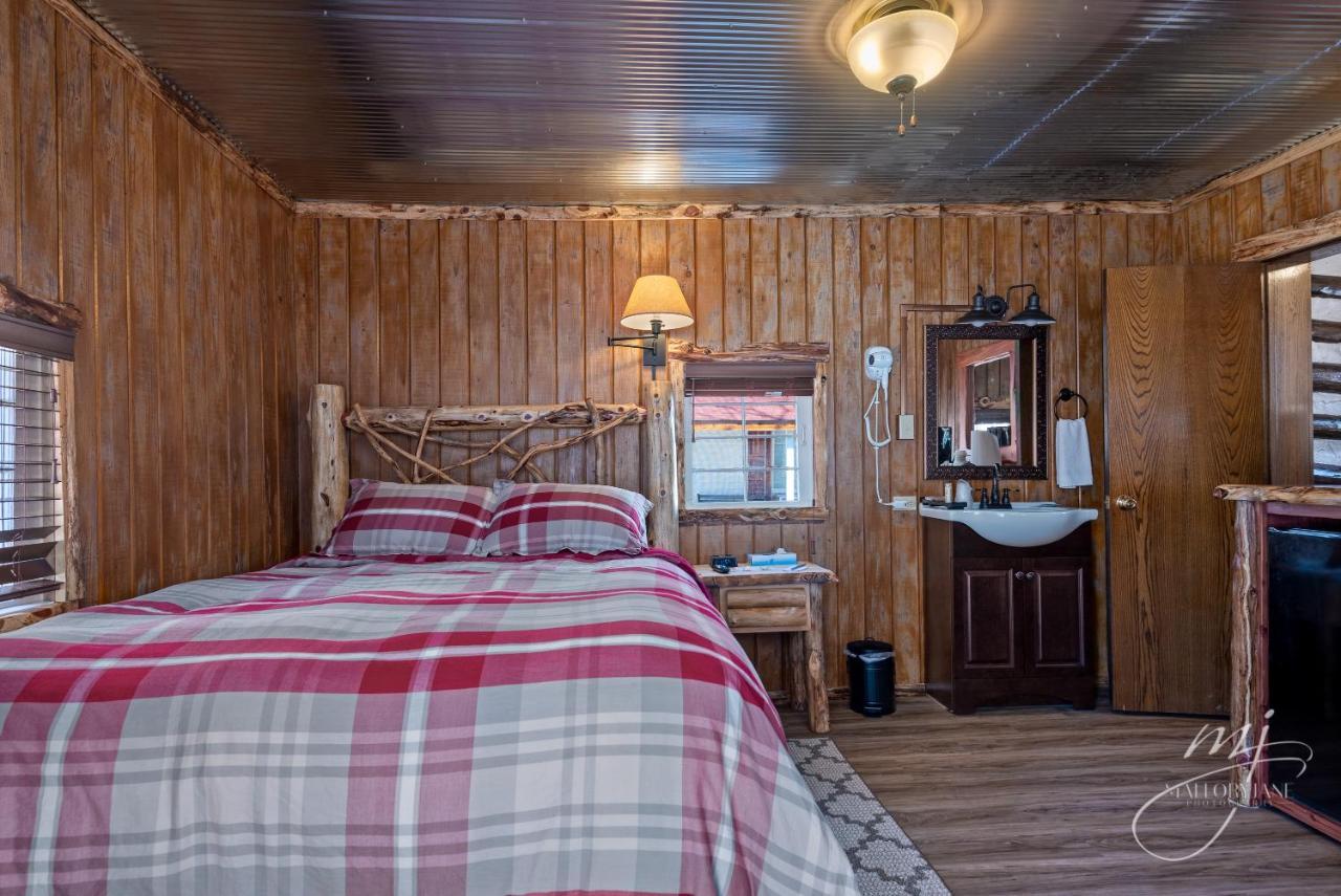 Log Cabin Inn Eureka Springs Kültér fotó