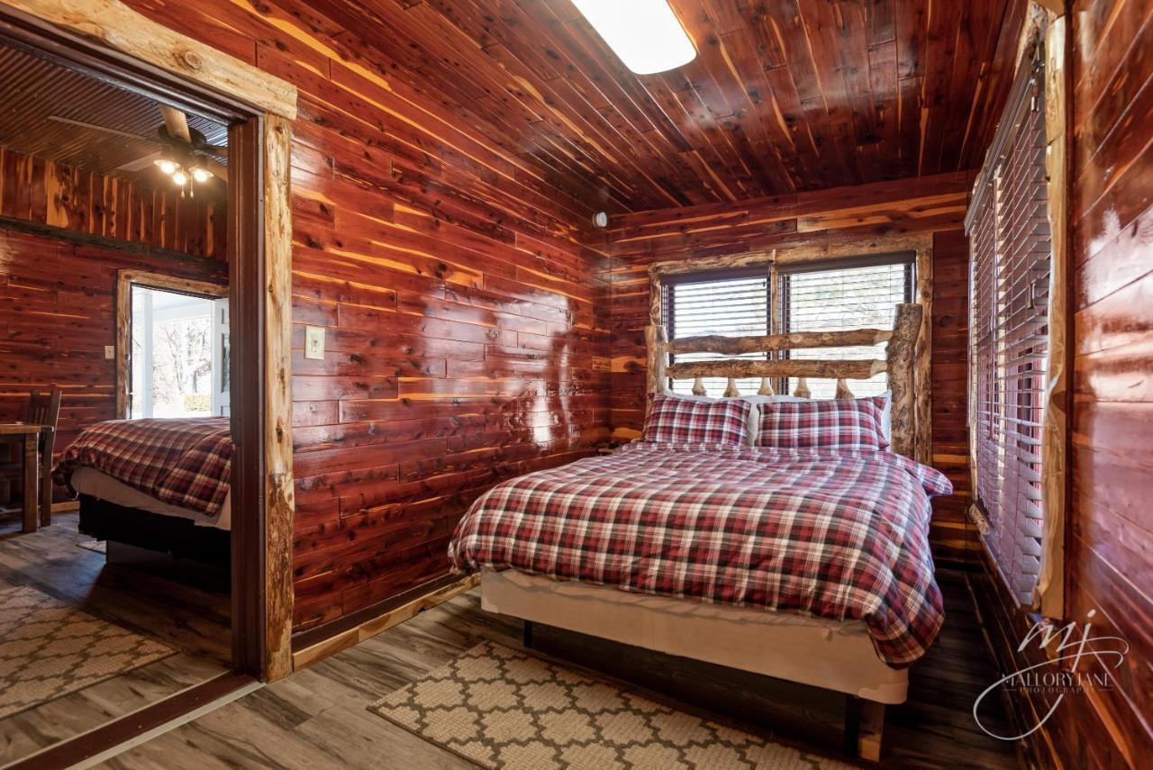 Log Cabin Inn Eureka Springs Kültér fotó