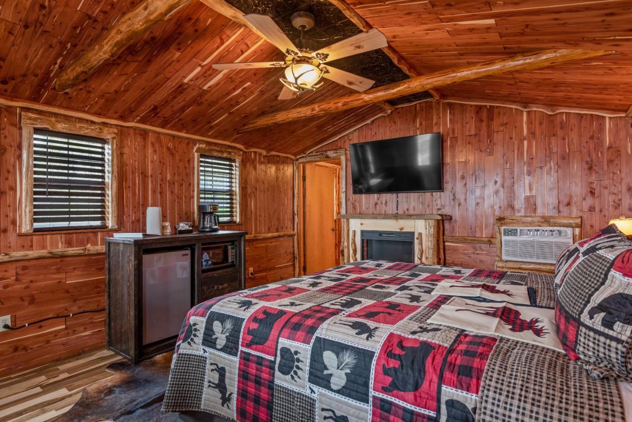 Log Cabin Inn Eureka Springs Kültér fotó