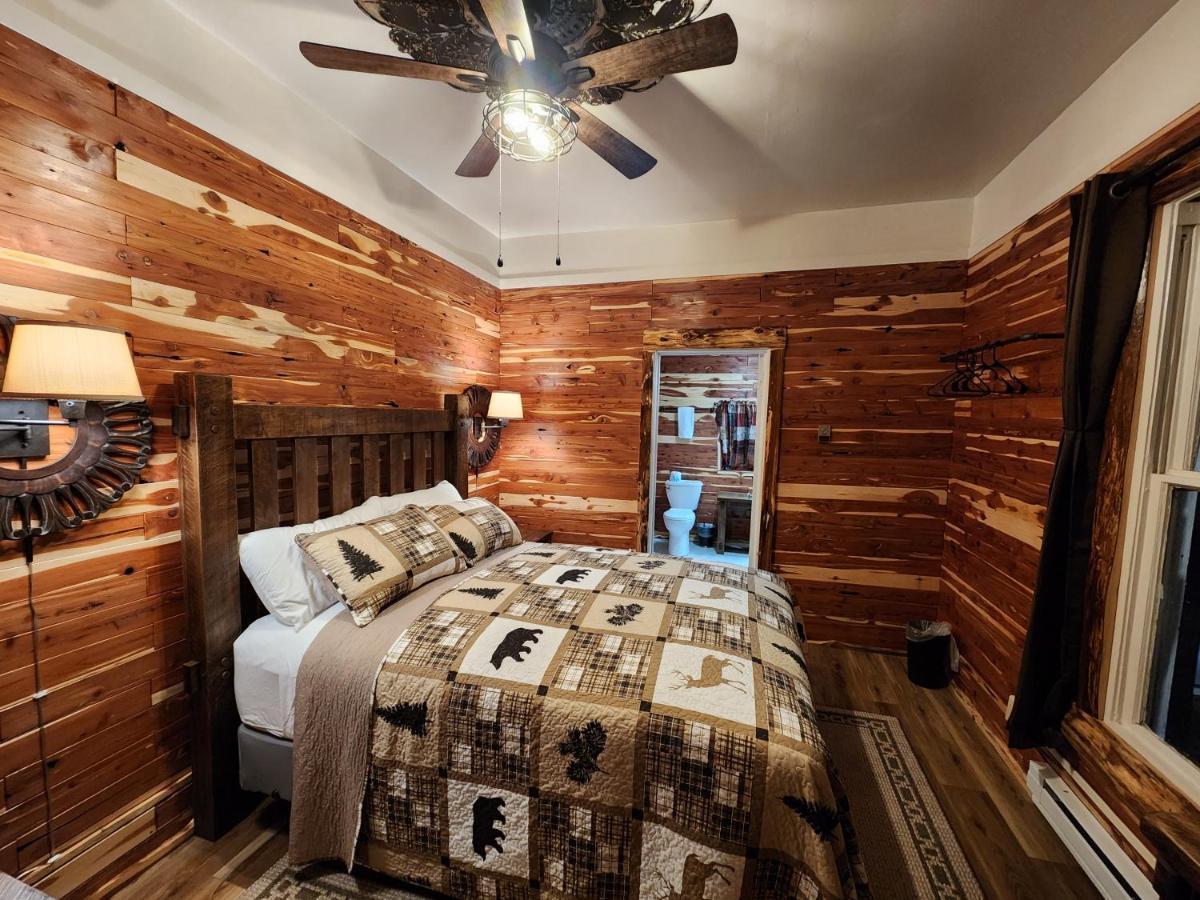 Log Cabin Inn Eureka Springs Kültér fotó